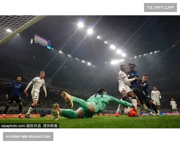 欧冠赛场VAR判罚标准统一 争议性决策影响战局